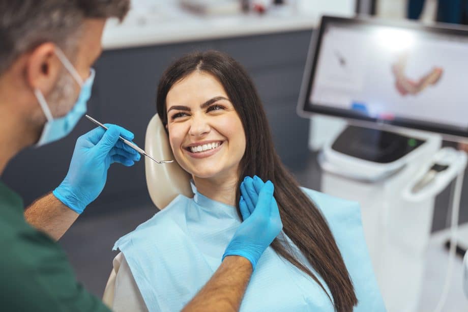What Happens During a Comprehensive Dental Exam?